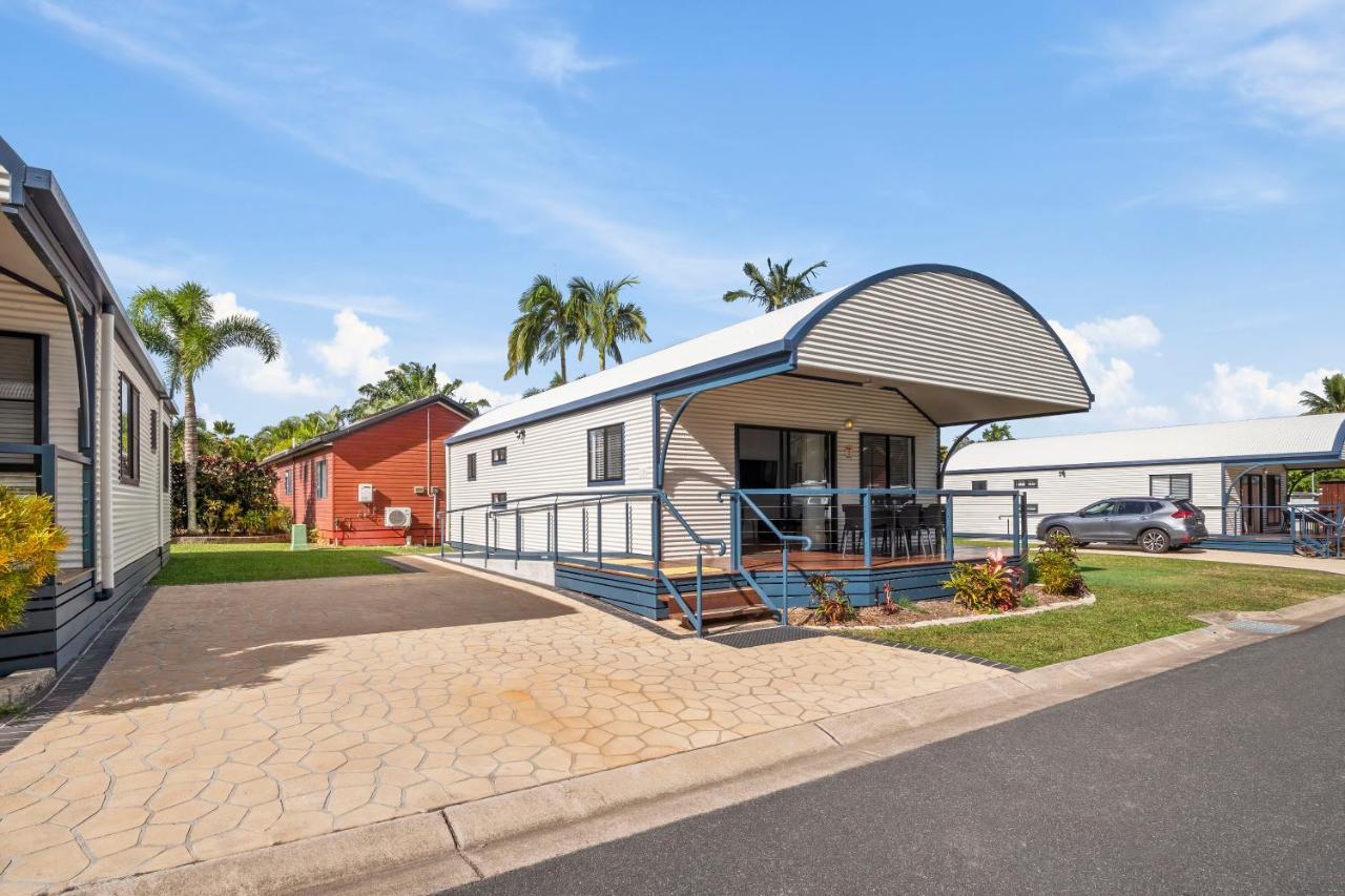 Ingenia Holidays Cairns Coconut Exteriér fotografie A typical park home